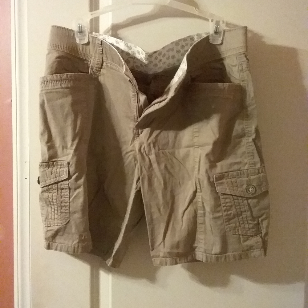 Ladies Lee Sinfully Soft kaki size 10 petite